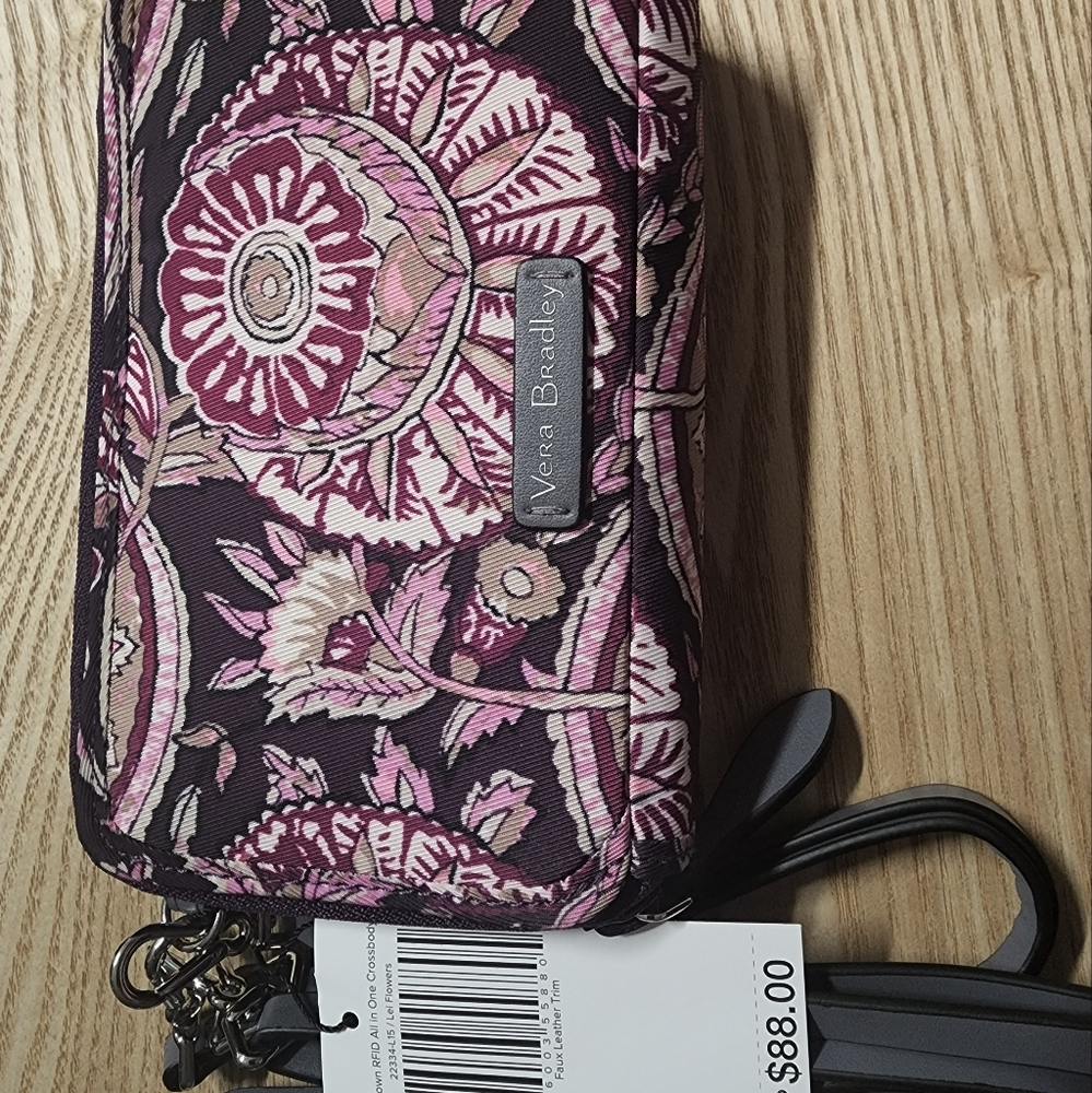 VERA BRADLEY ALL IN ONE CROSSBODY